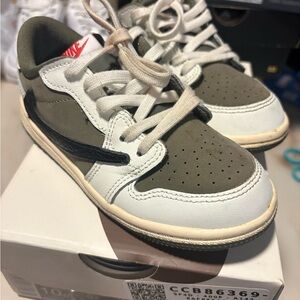 Travis Scott Kids' Olive and White Sneakers